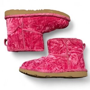UGG Kid’s Classic Mini II Crushed Velvet Boots in Raspberry Sorbet